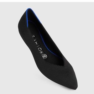 BRAND NEW Rothy’s Black Pointed Toe Flat (Size 10)